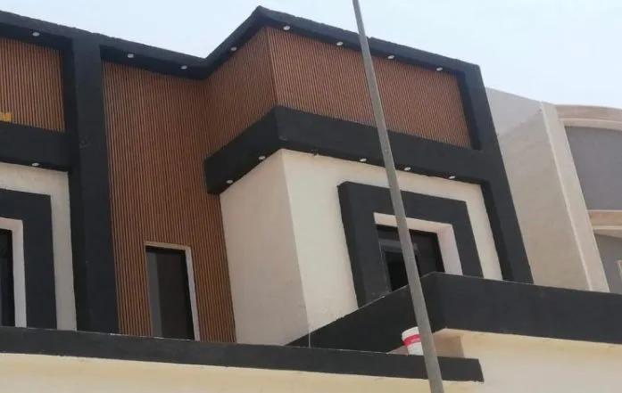 الصورة الرئيسية