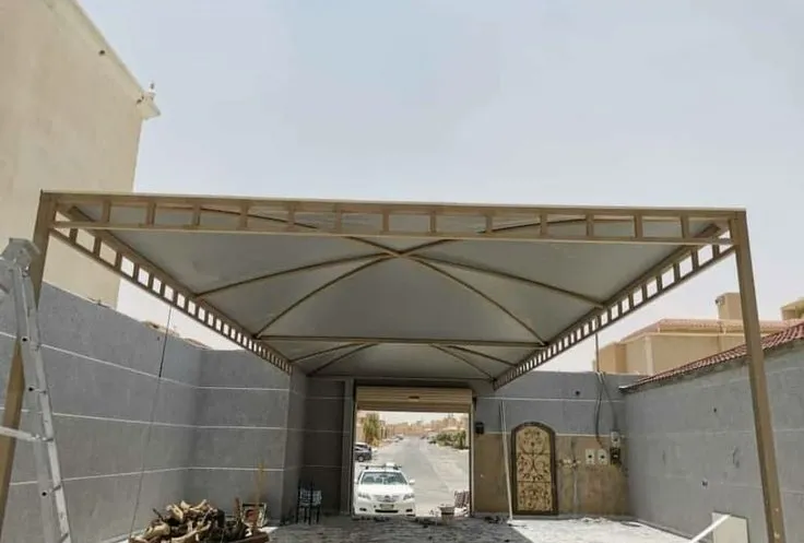 مظلات مواقف سيارات خارجية